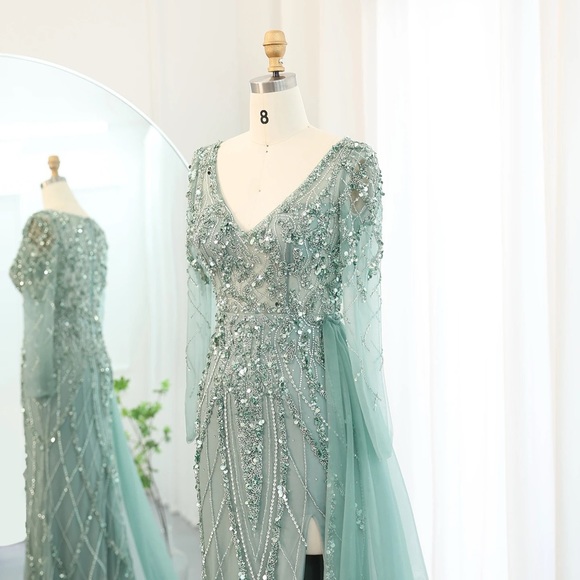 2024 Evening / prom long gown dress - Picture 2 of 5